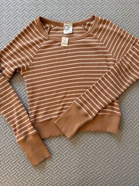 Brand new with tags Aerie long sleeve